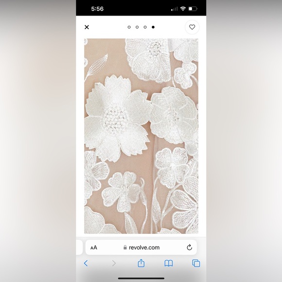 NWT Elliatt Zayla V-Neck Floral Lace Puff Sleeve Bridal Mini Dress White Medium - Picture 4 of 4